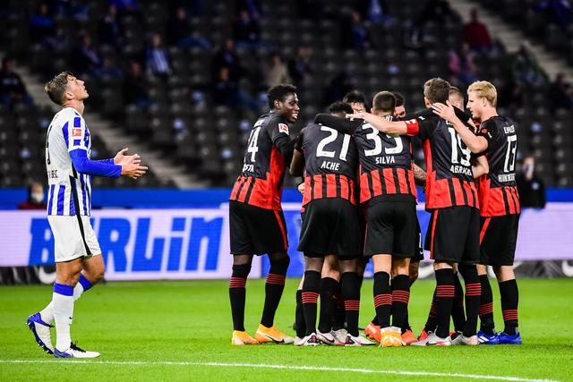 英超-B费点射三笘薰传射  曼联主场1-3布莱顿